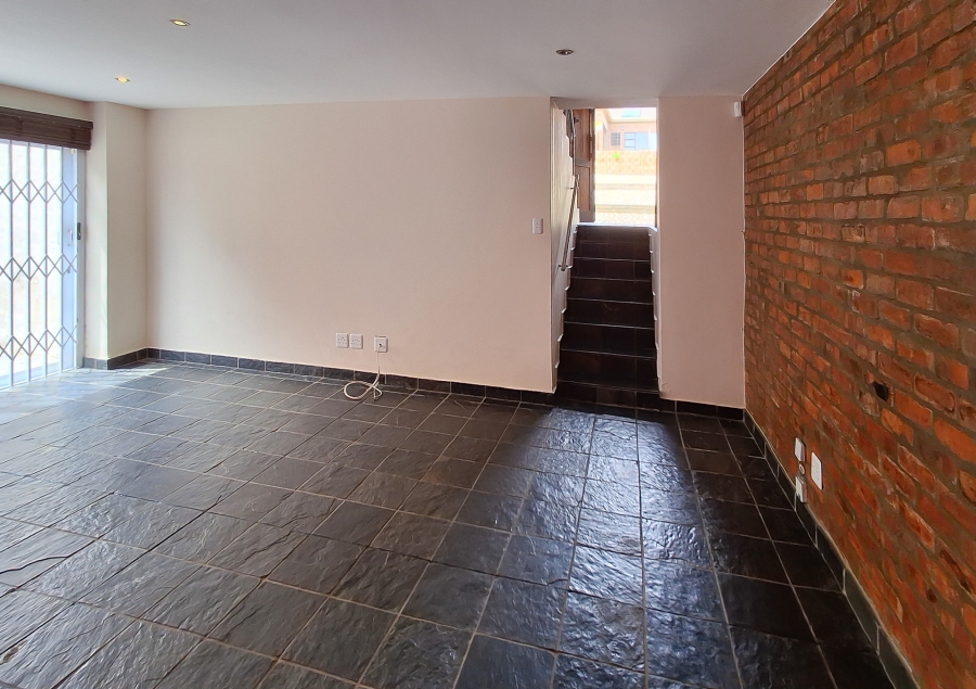 3 Bedroom Property for Sale in Reebok Western Cape